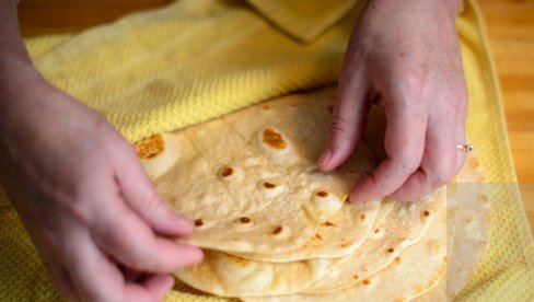 OD SAMO 2 SASTOJKA: Domaće tortilje, mekane kao duša OD SAMO 2 SASTOJKA: Domaće tortilje, mekane kao duša