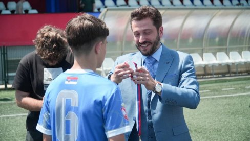 NEBOJŠA ŽUGIĆ, DIREKTOR ACG, NA KRAJU ARENINE LIGE ŠAMPIONA: Poslata poruka da nema predaje, Srbija je sila u mnogo čemu NEBOJŠA ŽUGIĆ, DIREKTOR ACG, NA KRAJU ARENINE LIGE ŠAMPIONA: Poslata poruka da nema predaje, Srbija je sila u mnogo čemu