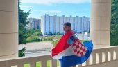 СТУДЕНТ СА ШАХОВНИЦОМ НА РАМЕНИМА ХОЋЕ РАДИКАЛИЗАЦИЈУ БЛОКАДА: Састајао се са Пицулом - наговара на сукобе са полицијом