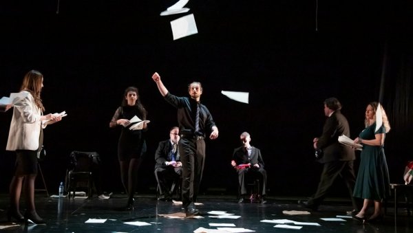 УСПЕХ СТЕРИЈИНИХ „РОДОЉУБАЦА“: Две награде за НП „Стерија“ на Арт трема фесту