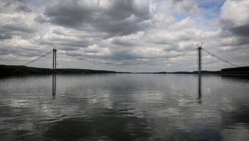 ZLATNI MOST NA DUNAVU TONE: Otvoren pre 2 godine - bezbroj popravki, oko 500 miliona € je koštao Rumune, sad otkriven OZBILJAN problem