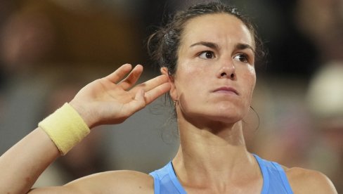 СЕНЗАЦИЈА НА РОЛАН ГАРОСУ: Како је анонимна Францускиња догурала у полуфинала СЕНЗАЦИЈА НА РОЛАН ГАРОСУ: Како је анонимна Францускиња догурала у полуфинала