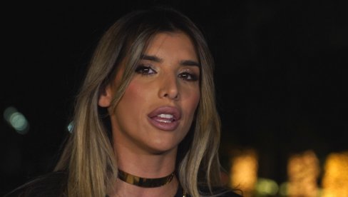 TUGA U DOMU JOVANE PAJIĆ: Pevačica se oglasila skrhana od bola TUGA U DOMU JOVANE PAJIĆ: Pevačica se oglasila skrhana od bola