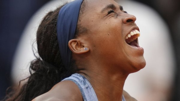 ТАЈ-БРЕЈК ОД ЧАК 28 ПОЕНА! Шта се све дешавало у великом окршају у Дубаију...