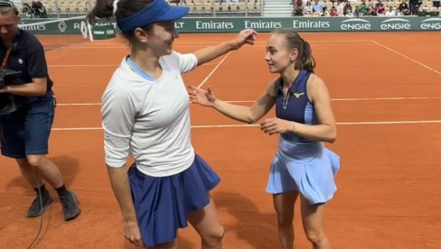 PARTNERKA JE NAPUSTILA, PA IZVISILA: Kako je Aleksandra Krunć stigla do finala Rolan Garosa