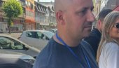 СКАНДАЛ! Опозициони функционер и покрајински посланик Немања Шарчевић се лажно представља као посматрач СКАНДАЛ! Опозициони функционер и покрајински посланик Немања Шарчевић се лажно представља као посматрач