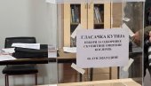 ОТКРИВЕНО: Имена и фотографије оних који купују гласове за опозицију у Косјерићу! (ФОТО)