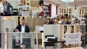 ИЗБОРИ У КОСЈЕРИЋУ И ЗАЈЕЧАРУ: Познато колико је људи изашло на биралишта до 12 сати; Блокадери праве сачекуше