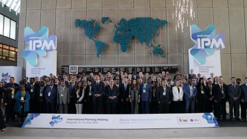 PRVI PRIPREMNI SASTANAK SA VIŠE OD 400 DELEGATA Mali: Ekspo 2027. najveća razvojna šansa za Srbiju, ali i ceo region PRVI PRIPREMNI SASTANAK SA VIŠE OD 400 DELEGATA Mali: Ekspo 2027. najveća razvojna šansa za Srbiju, ali i ceo region