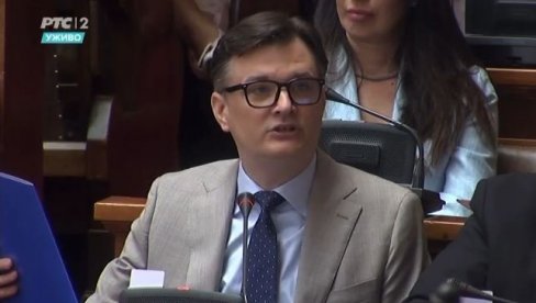ОНИ БИ ДА ВОДЕ ДРЖАВУ? Јованов показао - Опозиција увид у изборни материјал за Општину Косјерић тражила од ИК Општине Нови Београд (ВИДЕО) ОНИ БИ ДА ВОДЕ ДРЖАВУ? Јованов показао - Опозиција увид у изборни материјал за Општину Косјерић тражила од ИК Општине Нови Београд (ВИДЕО)
