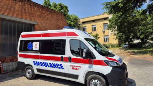 SAOBRAĆAJNA NESREĆA KOD SUBOTICE: Autobus udario u kamion - Ima povređenih
