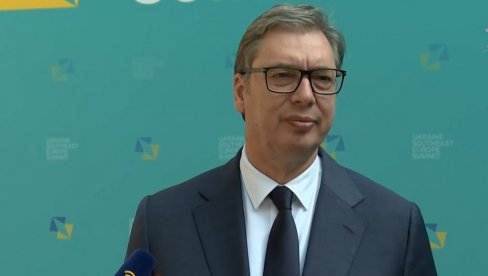 “SVI HOĆE DA RADIKALIZUJU, VEROVATNO ĆE DA POSTANU NINDŽE U MEĐUVREMENU”: Vučić odgovorio blokaderima “SVI HOĆE DA RADIKALIZUJU, VEROVATNO ĆE DA POSTANU NINDŽE U MEĐUVREMENU”: Vučić odgovorio blokaderima