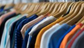 ЧУВЕНИ ТРГОВАЦ ПРОДАЈЕ ПОЛОВНУ ОДЕЋУ НА ИБЕЈУ: Крпицама дају још један живот, а ево какву корист имају купци