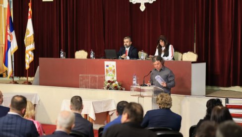 ГРАД ПОСЛОВАО СА СУФИЦИТОМ: Заседао крагујевачки Парламент, усвојен завршни рачун буџета