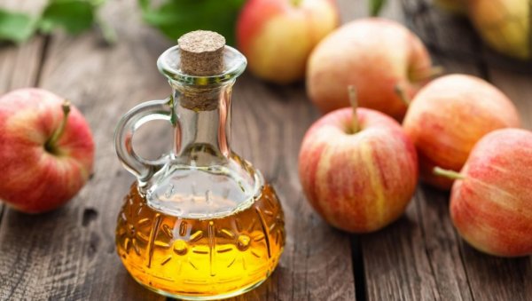 ЛЕКАРИ РАЗОТКРИВАЈУ Јабуково сирће - лек против прехладе или мит