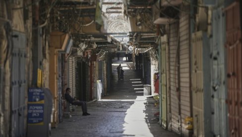 ОПЕРАЦИЈА УСПОН ЛАВА: Израел прогласио потпуну блокаду Западне обале - Затворена Ал-Акса - Нови напади на Шираз, Тебрис.. (ФОТО/ВИДЕО)