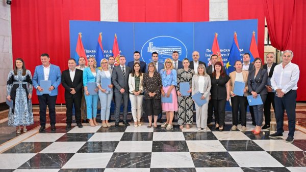 НОВА ПОДРШКА ПОКРАЈИНСКЕ ВЛАДЕ ЛОКАЛНИМ САМОУПРАВАМА У ВОЈВОДИНИ: За објекате културе издвојено 250 милиона динара НОВА ПОДРШКА ПОКРАЈИНСКЕ ВЛАДЕ ЛОКАЛНИМ САМОУПРАВАМА У ВОЈВОДИНИ: За објекате културе издвојено 250 милиона динара