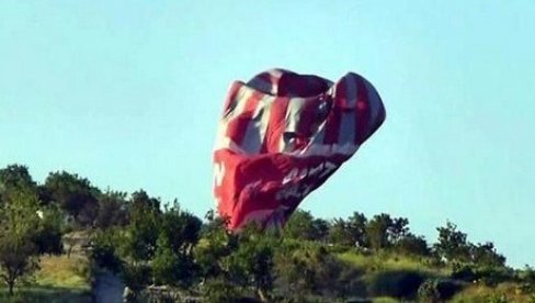 НЕВОЉА У РАЈУ: Пали балони на врућ ваздух - има мртвих, на десетине повређених (ФОТО) НЕВОЉА У РАЈУ: Пали балони на врућ ваздух - има мртвих, на десетине повређених (ФОТО)