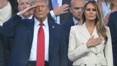 POTRUDILA SE DA IZGLEDA SAVRŠENO ZA NJEGOV 79. ROĐENDAN: Da, Melanija Tramp je najbolje odevena žena na svetu!