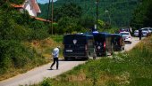 ОСУМЊИЧЕНИ ЗА УБИСТВО ДАНКЕ ИЛИЋ ДОВЕДЕНИ У БАЊСКО ПОЉЕ: Почела реконструкција нестанка девојчице ОСУМЊИЧЕНИ ЗА УБИСТВО ДАНКЕ ИЛИЋ ДОВЕДЕНИ У БАЊСКО ПОЉЕ: Почела реконструкција нестанка девојчице