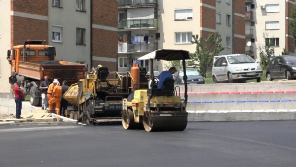 ЗА УЖИЦЕ 217.5 МИЛИОНА ИЗ ЛИД ПРОЈЕКТА: Реконструкција пет саобраћајница ЗА УЖИЦЕ 217.5 МИЛИОНА ИЗ ЛИД ПРОЈЕКТА: Реконструкција пет саобраћајница