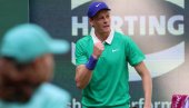 ЈУЧЕ ИЗГУБИО, ДАНАС ПОБЕДИО: Јаник Синер сигуран на старту Халеа