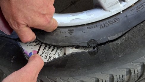 ZADNJE GUME AUTOMOBILA ISPUNJENE CIGARETAMA: Na graničnom prelazu Bački Vinogradi sprečen neobičan pokušaj krijumčarenja