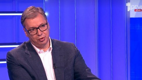 НЕКО ЈЕ ПЕСНИЦОМ УДАРИО ЈЕР ЈЕ БИЛА НА СВОМ РАДНОМ МЕСТУ: Председник Вучић о нападу на новинарку Драгану Ћендић НЕКО ЈЕ ПЕСНИЦОМ УДАРИО ЈЕР ЈЕ БИЛА НА СВОМ РАДНОМ МЕСТУ: Председник Вучић о нападу на новинарку Драгану Ћендић