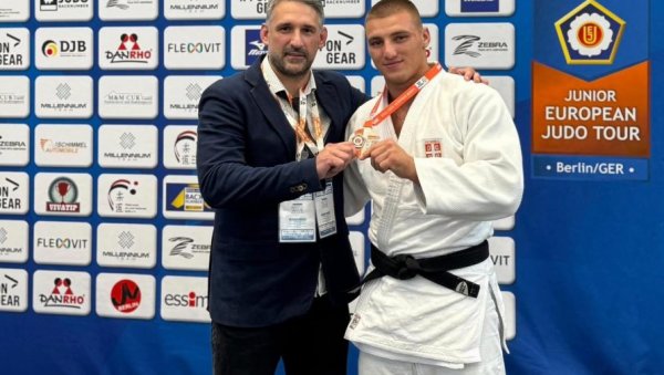 БРОНЗА ЗА МИЛАНА БУЛАЈУ У БЕРЛИНУ: Европски џудо куп обележио и члан Пролетера из Зрењанина БРОНЗА ЗА МИЛАНА БУЛАЈУ У БЕРЛИНУ: Европски џудо куп обележио и члан Пролетера из Зрењанина