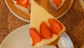 BRZ I OSVEŽAVAJUĆ DESERT: Plazma torta sa jagodama, bez pečenja, lagana i puna ukusa (VIDEO)