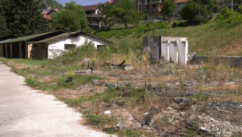 RUŠE BARAKE STUDENTSKOG DOMA: Placu u Turici traže namenu