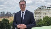 ВИДОВДАН НА ПОСЛУ, ЧАСТ И ПОНОС Вучић се огласио са терасе Председништва и честитао грађанима Видовдан (ФОТО)