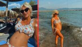 5 МЕСЕЦИ ПОСЛЕ РАЗВОДА: Наша глумица трудна - објавила лепе вести фотографијама са плаже