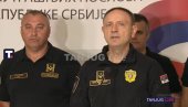 BLOKADERI SRUŠILI OGRADU, SKINULI PRSLUKE I KRENULI U NAPAD: Direktor policije pokazao snimak, povređeno 6 policajaca, desetine uhapšeno