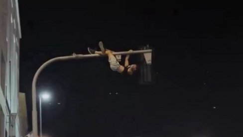 OVO BI DA VODI SRBIJU?! Pogledajte divljačke scene blokadera širom Beograda u stilu najvećih ludaka i huligana!
