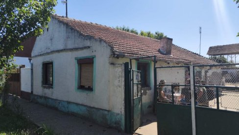 SRCEM UREĐUJU DOM ZA PORODICU KRUDULJ: Samohrani otac Dejan sa četvoro dece, u Dobrici kod Alibunara, živi u uslovima nedostojnim čoveka