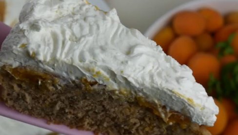 МИРИШЕ НА ДЕТИЊСТВО: Најбржи летњи колач са кајсијама