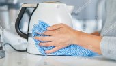 ДА БЛИСТА КАО НОВО: Лако очистите кувало за воду