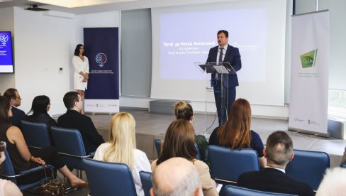 ZA VEŠTAČKU INTELIGENICIJU 8,4 MILIONA EVRA: Fond za nauku najavio je otvaranje dva nova naučna projekta ZA VEŠTAČKU INTELIGENICIJU 8,4 MILIONA EVRA: Fond za nauku najavio je otvaranje dva nova naučna projekta