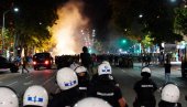 POLICIJA NI U JEDNOM TRENUTKU NIJE UŠLA U PROSTORIJE FAKULTETA: Oglasio se MUP i otkrio šta se sinoć dešavalo ispred Pravnog