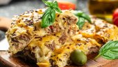 BAŠ KAO BAKINA: Starinska pita sa mesom