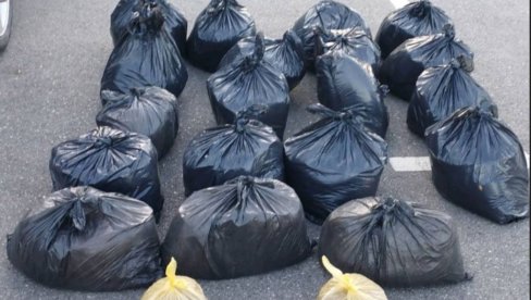 POKUŠAO DA POBEGNE SA MESTA KONTROLE: Carinici  sprečili krijumčarenje 100 kilograma rezanog duvana