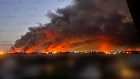 EKSPLOZIJE ŠIROM UKRAJINE, KIJEV U PLAMENU: Šire se snimci masovnog ruskog napada, desetine ljudi povređeno (VIDEO) EKSPLOZIJE ŠIROM UKRAJINE, KIJEV U PLAMENU: Šire se snimci masovnog ruskog napada, desetine ljudi povređeno (VIDEO)