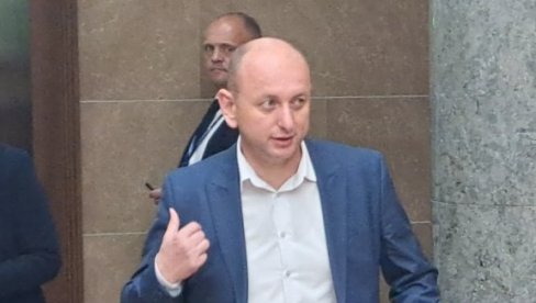 ZEĆANIMA BACAJU EKOLOŠKU BOMBU? Građane uzmenemirio plan da se u najmlađoj opštini napravi regionalna deponija ZEĆANIMA BACAJU EKOLOŠKU BOMBU? Građane uzmenemirio plan da se u najmlađoj opštini napravi regionalna deponija