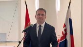 SELAKOVIĆ U BRATISLAVI: Ministar otvorio izložbu Srpski srednjovekovni manastiri u opasnosti (FOTO)