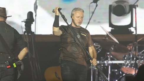 BLOKADERSKA NOVA VELIČA USTAŠLUK: Izveštavaju sa Tompsonovog koncerta bez osude nacističkih simbola BLOKADERSKA NOVA VELIČA USTAŠLUK: Izveštavaju sa Tompsonovog koncerta bez osude nacističkih simbola