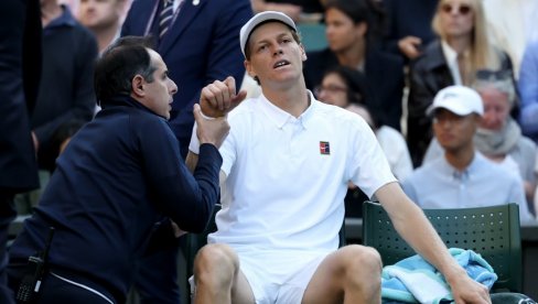 SINER IGRA U ŽIVOTNOJ FORMI, ALI: Povratak Ferare u stručni štab vraća mrak doping skandala nad Italijanom