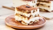 MALO DRUGAČIJI OD OBIČNOG: Tiramisu sa pudingom