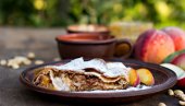 MIRISNE I UKUSNE: Recept za vinske breskve