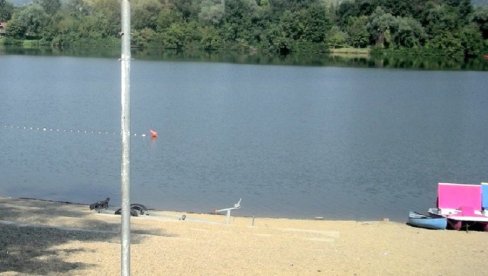 ПЛАЖА „ТОПОЉАР“: Вода исправна за купање, уз обавезно туширање ПЛАЖА „ТОПОЉАР“: Вода исправна за купање, уз обавезно туширање